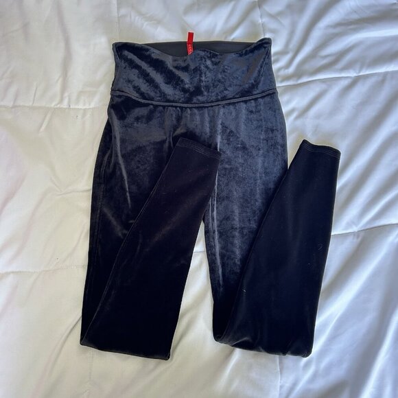 SPANX Womens Medium M Black Velvet High Waisted Leggings Slimming Stretch Pants - Picture 1 of 7
